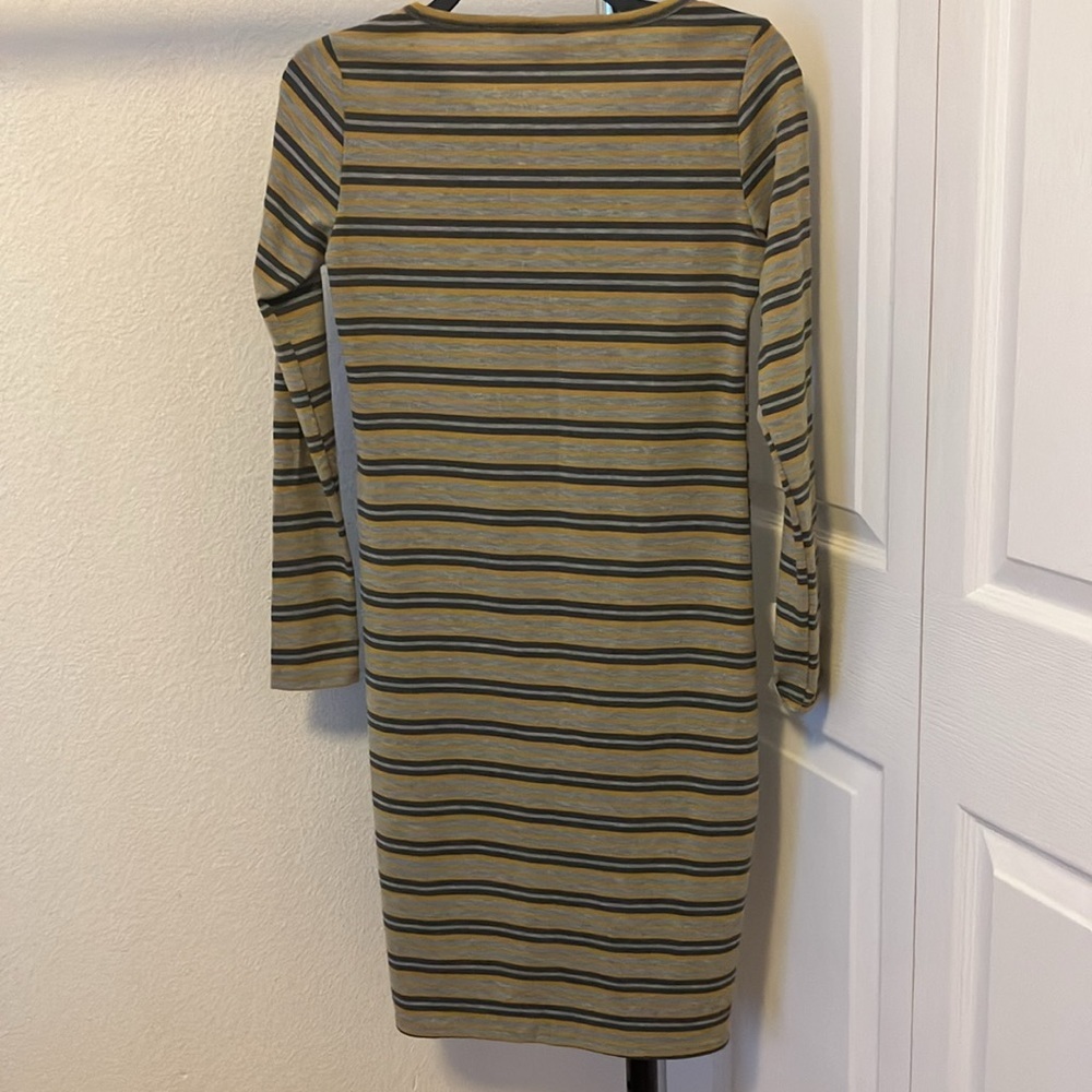 🌸 3/$15 Lularoe dress - Picture 7 of 10